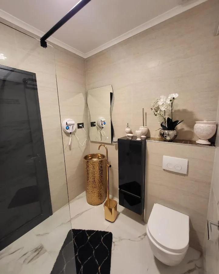 Villa Hb With Heated Pool And Hot Tub Crikvenica