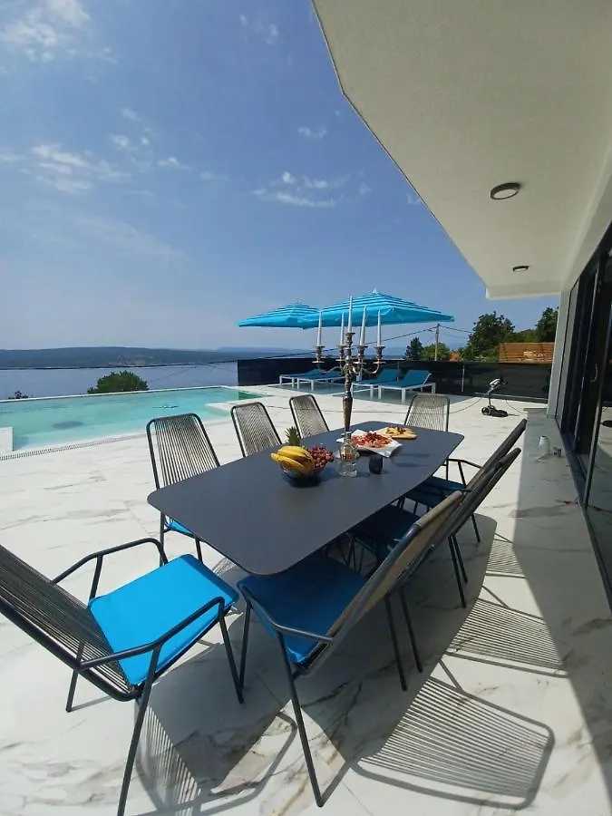 Villa Hb With Heated Pool And Hot Tub Crikvenica
