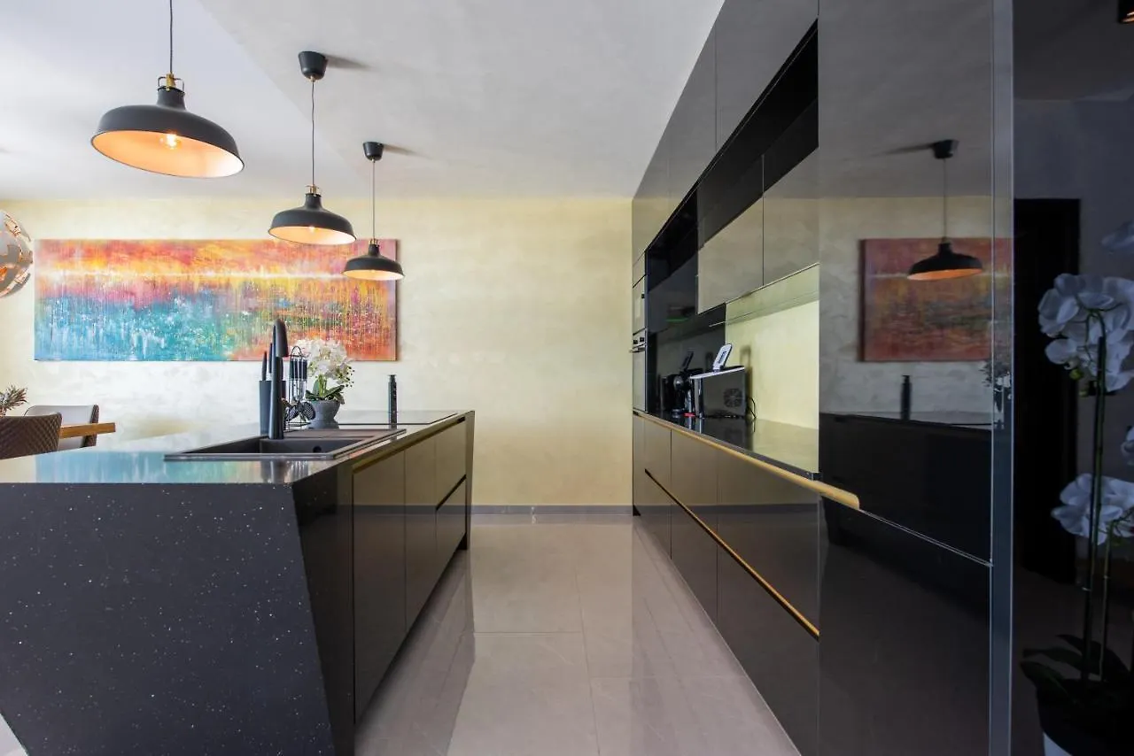 Villa Hb With Heated Pool And Hot Tub Crikvenica