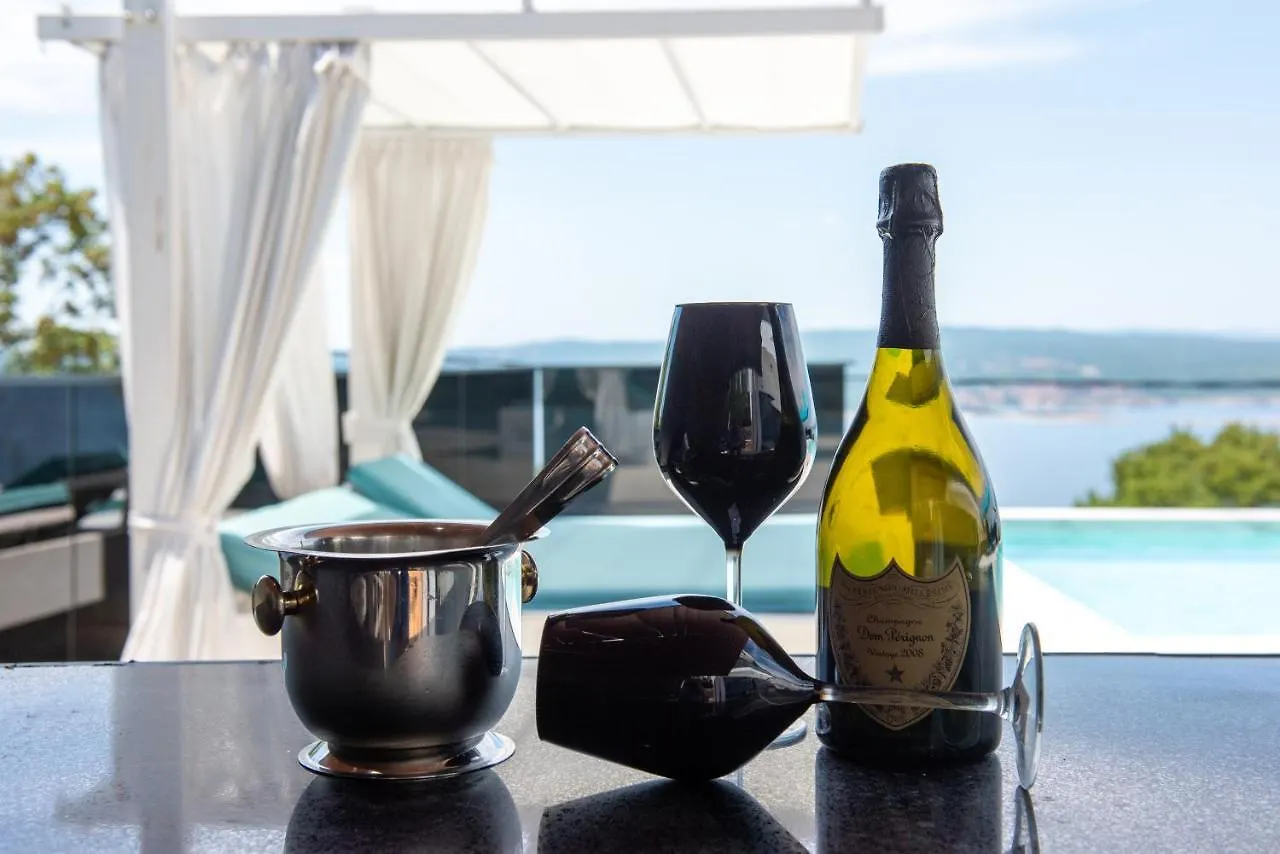 Villa Hb With Heated Pool And Hot Tub Crikvenica