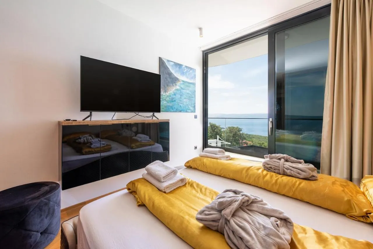 Villa Hb With Heated Pool And Hot Tub Crikvenica