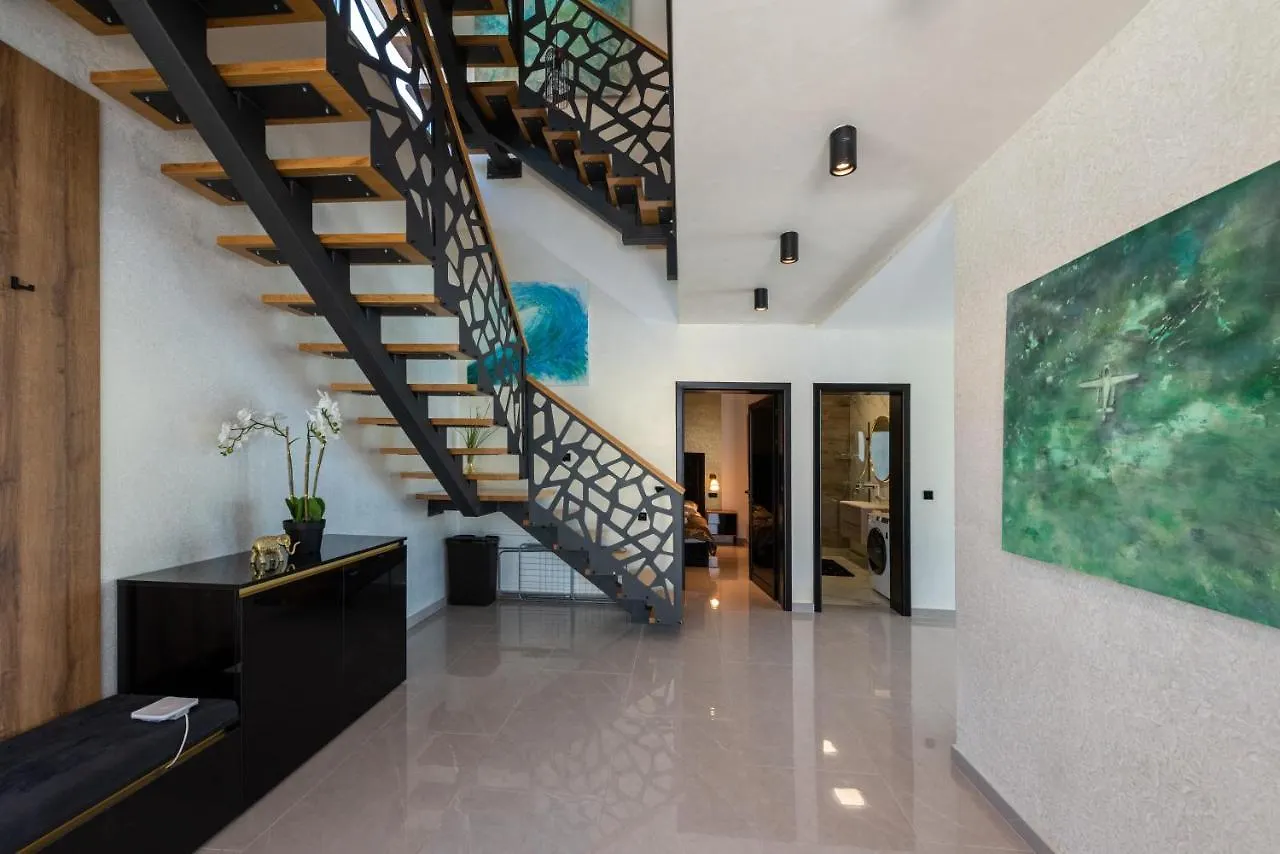Villa Hb With Heated Pool And Hot Tub Crikvenica