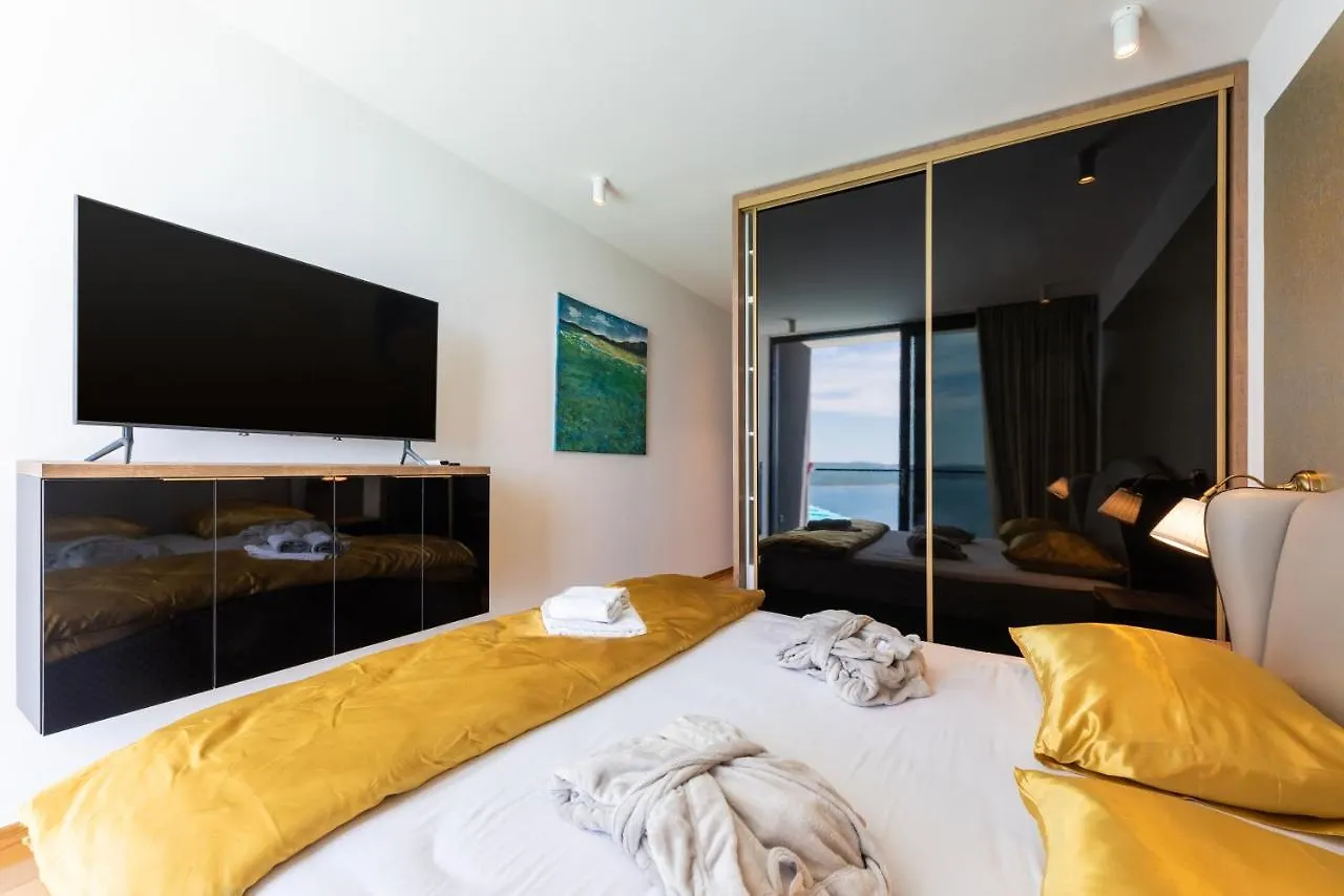 Villa Hb With Heated Pool And Hot Tub Crikvenica Kroatië