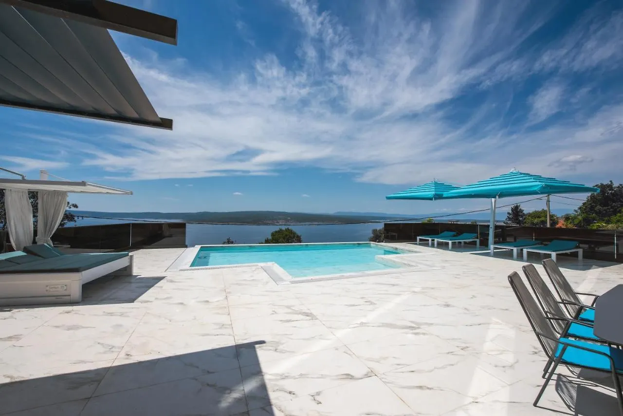 Villa Hb With Heated Pool And Hot Tub Crikvenica